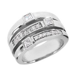 14K White Gold Diamond Right Hand Ring 0.67ct