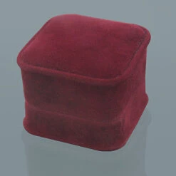 14K Yellow Gold Princess Diamond Heart Earrings 0.88ct -Its Hot Jewelry Shop 14k gold princess diamond heart earrings 088ct p 6337box