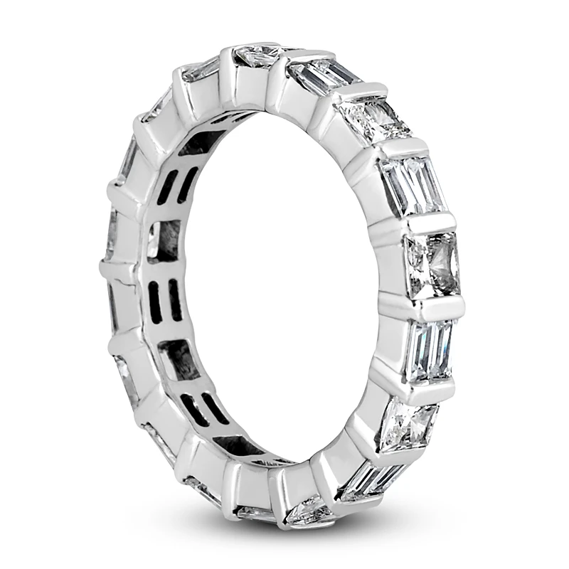 18K White Gold Diamond Eternity Band 2.43ct 6 18K White Gold Diamond Eternity Band 2.43ct - Image 4