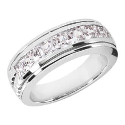18K White Gold Diamond Men's Wedding Ring 2.10ct