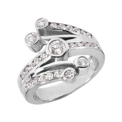 18K White Gold Round Diamond Right Hand Women's Ring 0.95ct