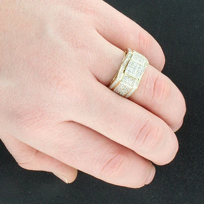 Diamond Engagement Ring 10K Yellow Gold 1.35ct 5 Diamond Engagement Ring 10K Yellow Gold 1.35ct - Image 3