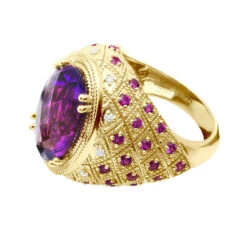 Large Amethyst Cocktail Ring With Diamonds And Pink Sapphires 18K Yellow Gold -Its Hot Jewelry Shop large amethyst cocktail ring with diamonds and pink sapphires 18k gold backye