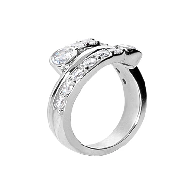 Platinum Diamond Right Hand Women's Ring 1.76ct 4 Platinum Diamond Right Hand Women's Ring 1.76ct - Image 2