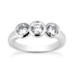 Ultra Thin Platinum Diamond Three Stones Engagement Ring 0.55ct 2mm